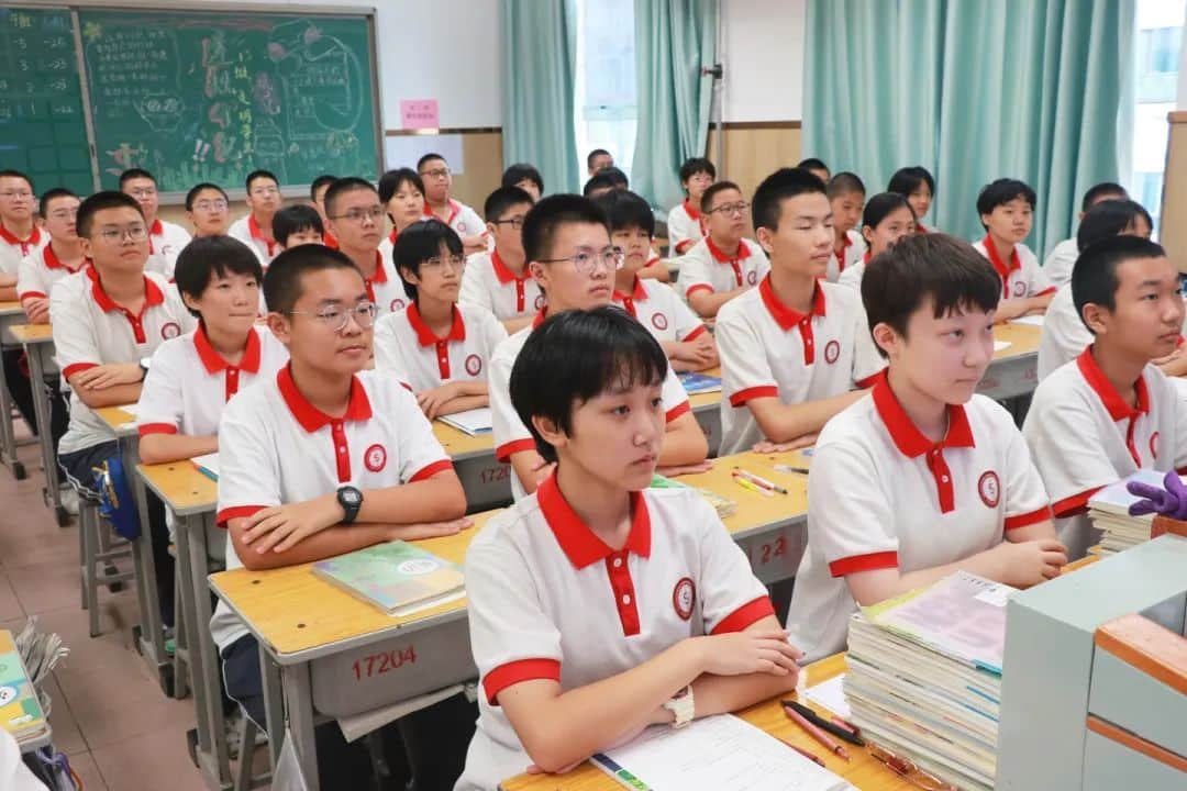 無奮斗 不青春丨初二年級(jí)厲兵秣馬備戰(zhàn)期中