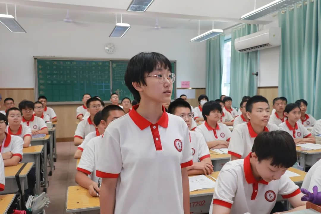 無奮斗 不青春丨初二年級(jí)厲兵秣馬備戰(zhàn)期中