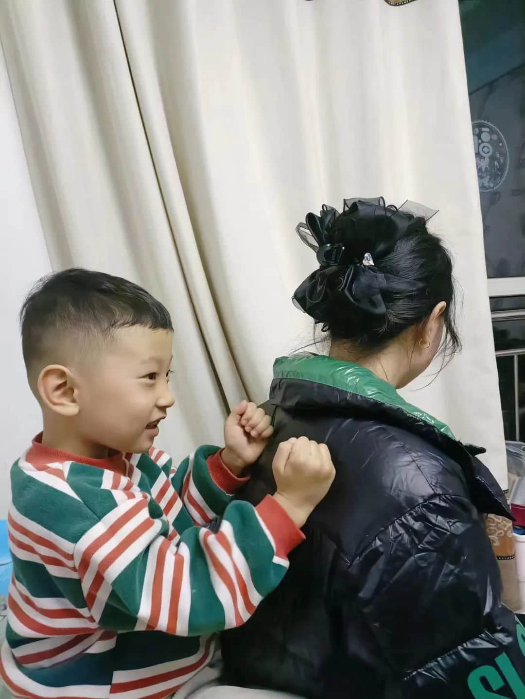 【預(yù)?感恩】知恩于心 感恩“預(yù)”行——石家莊私立一中附小預(yù)科部|以愛(ài)之名 預(yù)娃感恩行