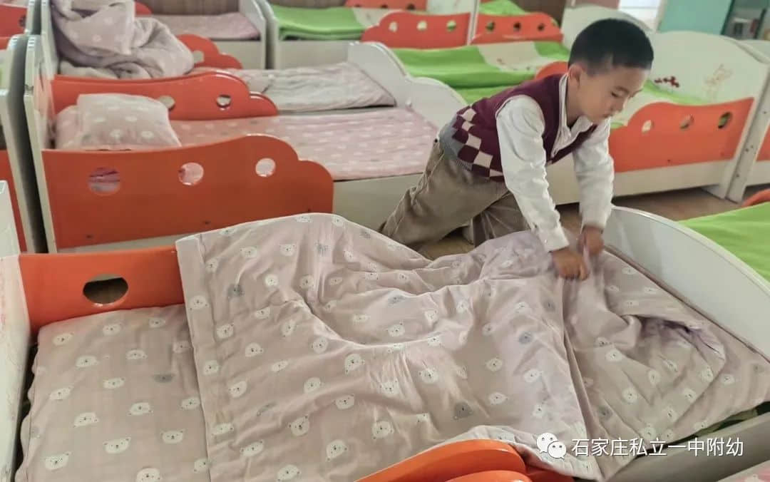 【幼小銜接】巧手助成長，自理我最棒---幼小銜接進(jìn)行時(shí)