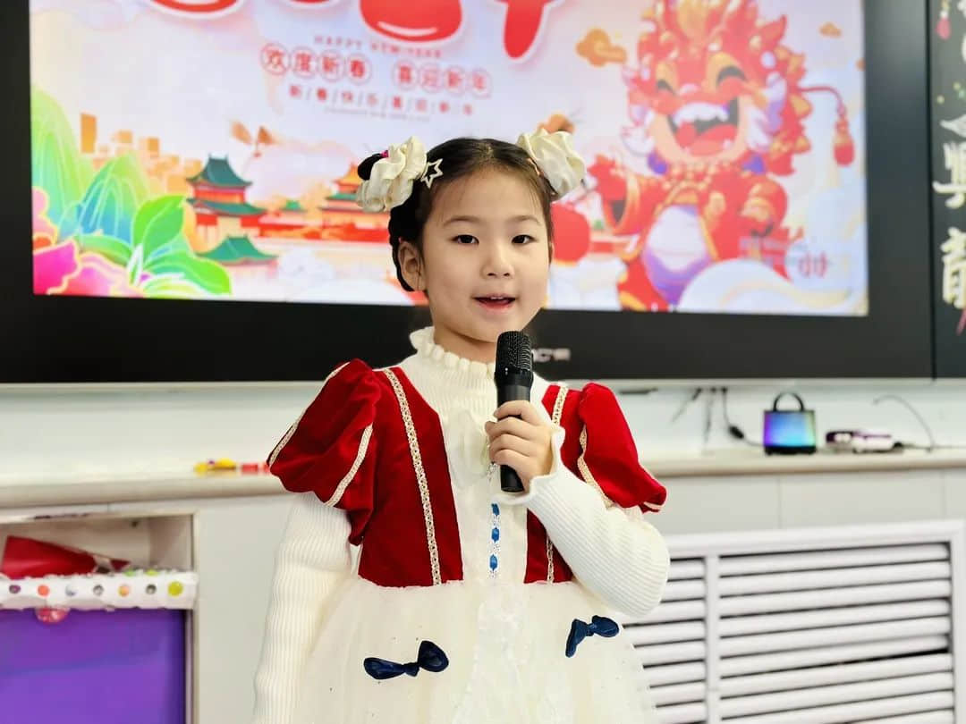 【預?新年快樂】時光盛啟 璀璨迎新 ——石家莊私立一中附小預科部|元旦聯(lián)歡會