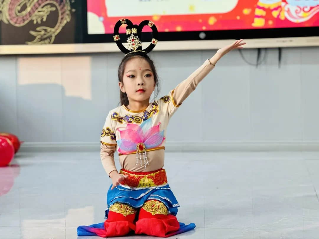 【預?新年快樂】時光盛啟 璀璨迎新 ——石家莊私立一中附小預科部|元旦聯(lián)歡會