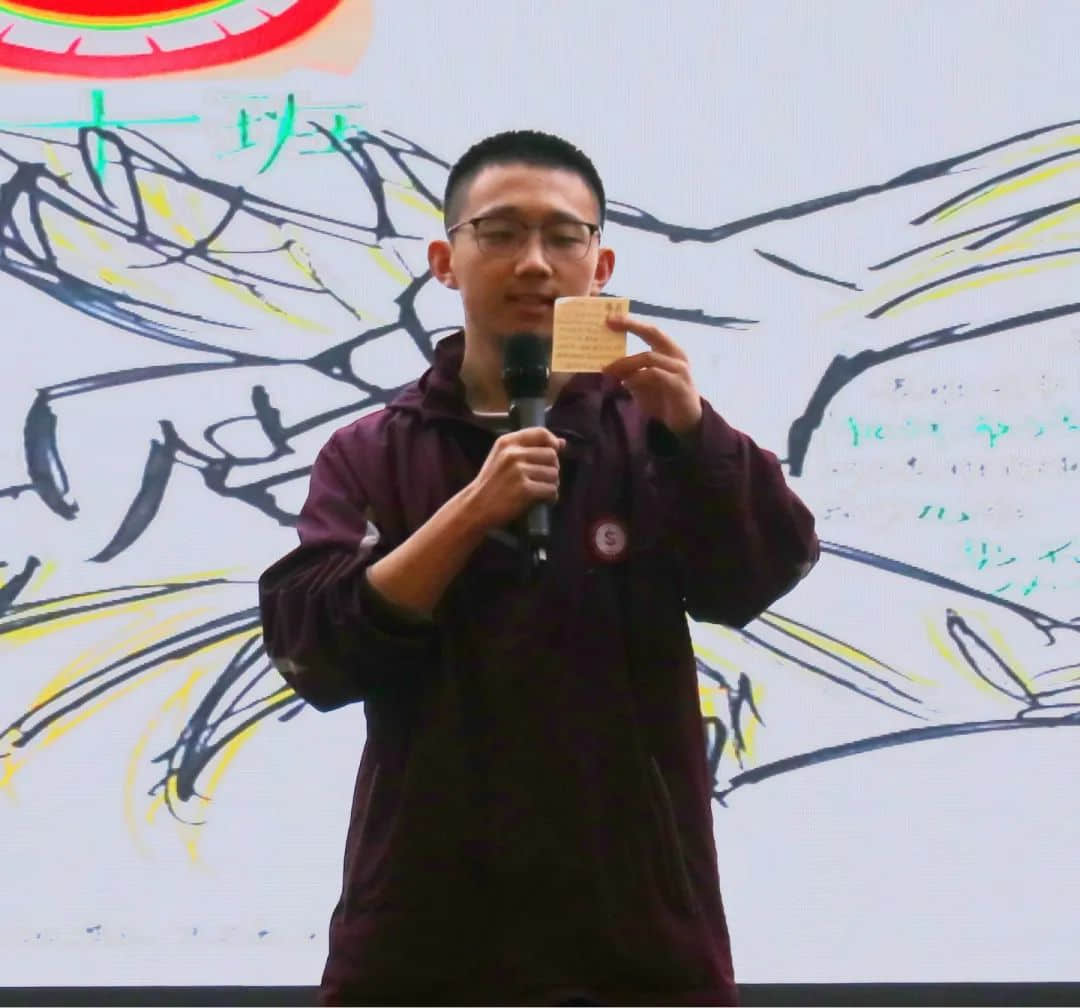 爭(zhēng)先燃激情 奮進(jìn)正當(dāng)時(shí)丨高二年級(jí)召開四調(diào)表彰暨班級(jí)爭(zhēng)先賽