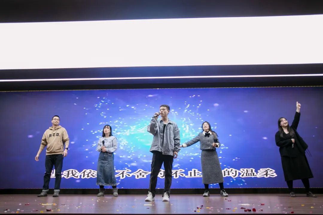 瑞雪豐年正當(dāng)時(shí) 砥礪奮進(jìn)啟新篇丨私立一中年會盛典隆重舉行！