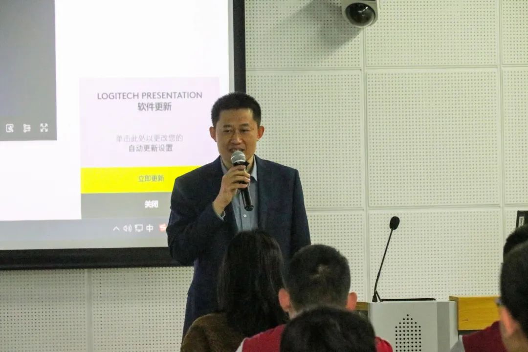 清華大學(xué)，我們來了！