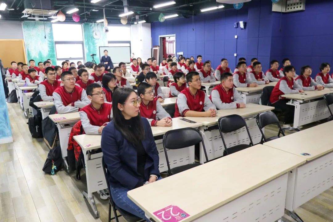 清華大學(xué)，我們來了！