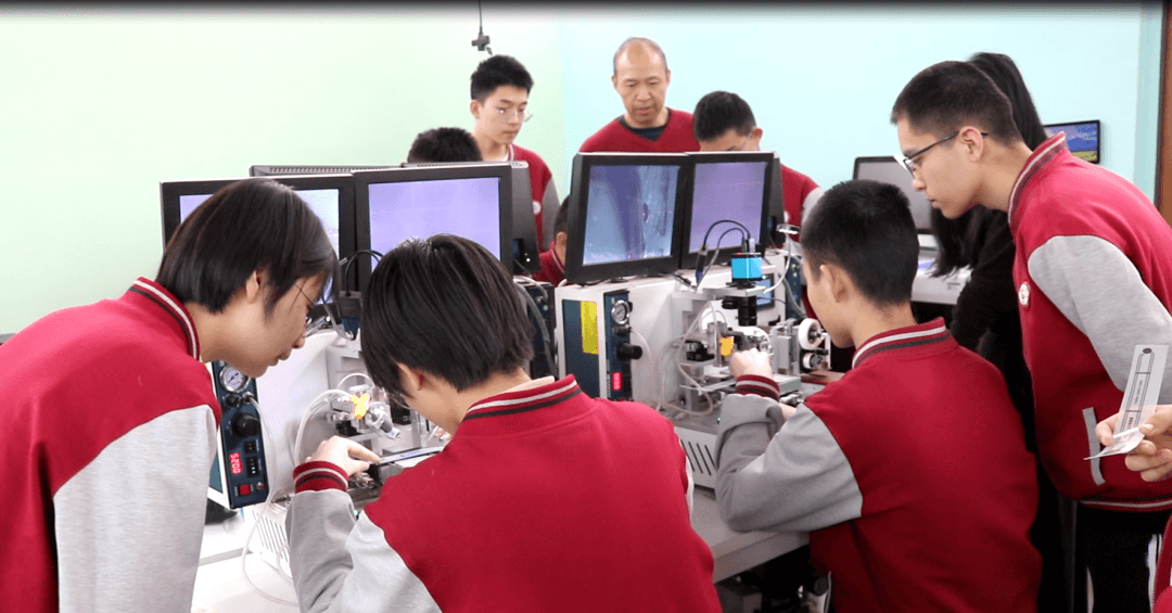 清華大學(xué)，我們來了！