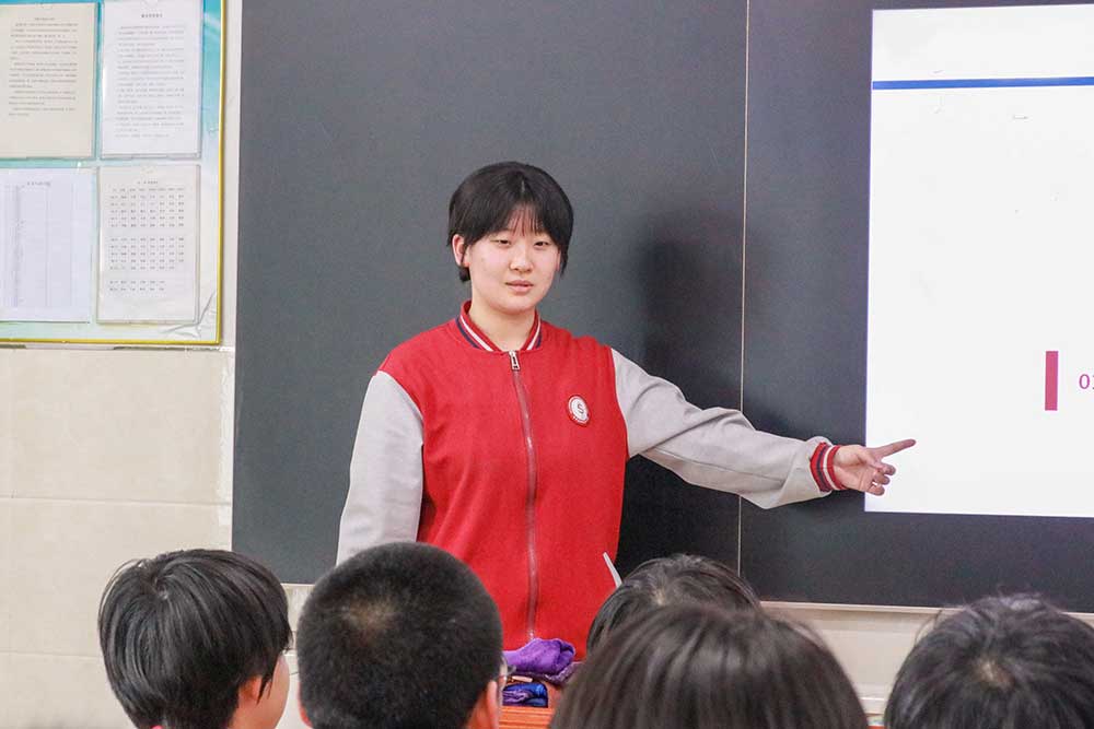 清明祭英烈 吾輩當(dāng)自強(qiáng)丨向英雄致敬！