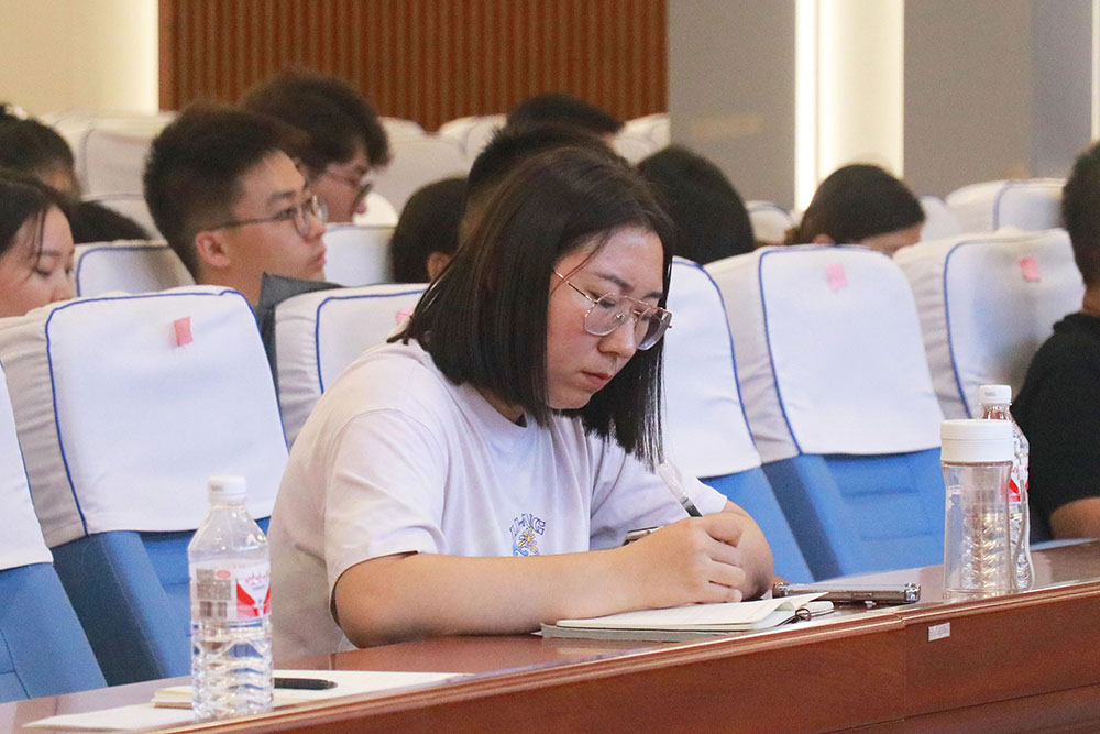 培訓(xùn)賦能踏新程 踔厲獨行續(xù)輝煌丨石家莊私立第一中學(xué)暑期全員培訓(xùn)紀(jì)實