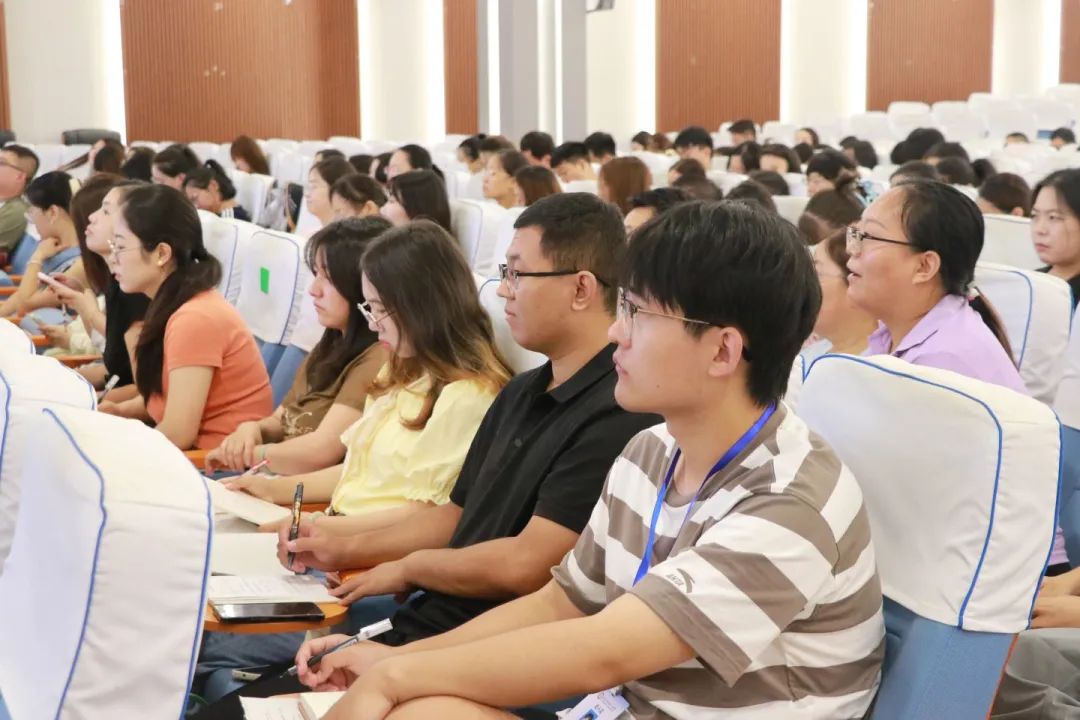 培訓(xùn)賦能踏新程 踔厲獨行續(xù)輝煌丨石家莊私立第一中學(xué)暑期全員培訓(xùn)紀(jì)實