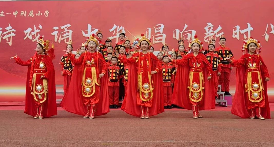 【立小 ? 德育】你看，我們的墻上有什么？讓校園處處都有對話！