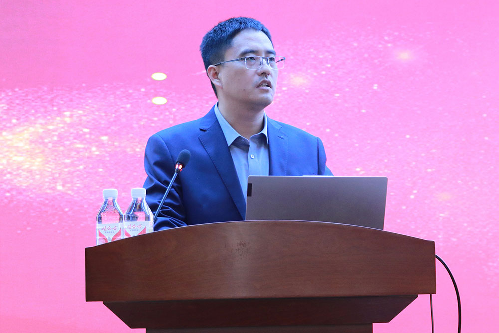 攜手賦能 備戰(zhàn)高考丨北京外國語大學(xué)見面會暨高三家長會